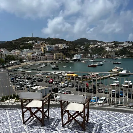 Mare Fuori Appartamento Ponza